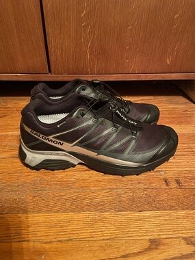 Salomon Black and Silver Men's Trail Running Sneakers (NEVER WORN)